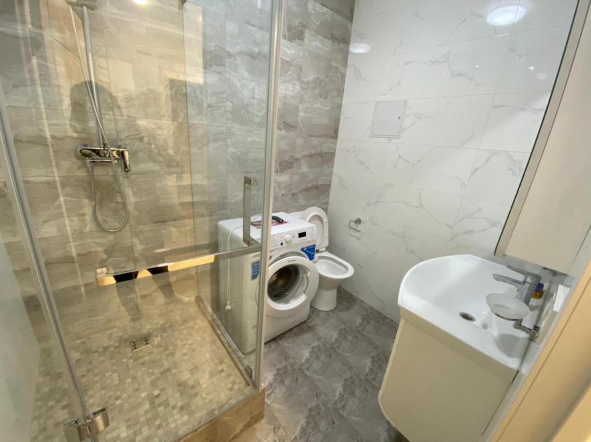 Vip Apartment Mountain View Almaty Eksteriør bilde